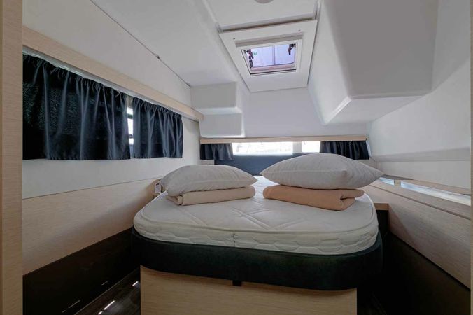 Fountaine Pajot Lucia 40 | Servus
