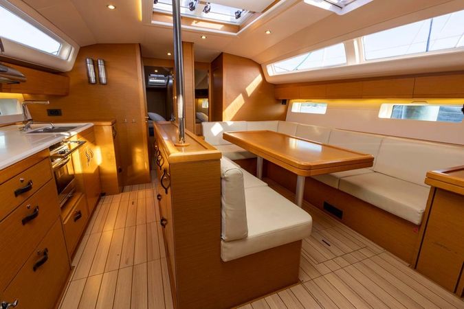 Jeanneau 54 | Squeeze Me