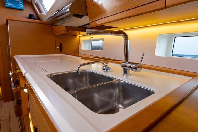 Jeanneau 54 | Squeeze Me