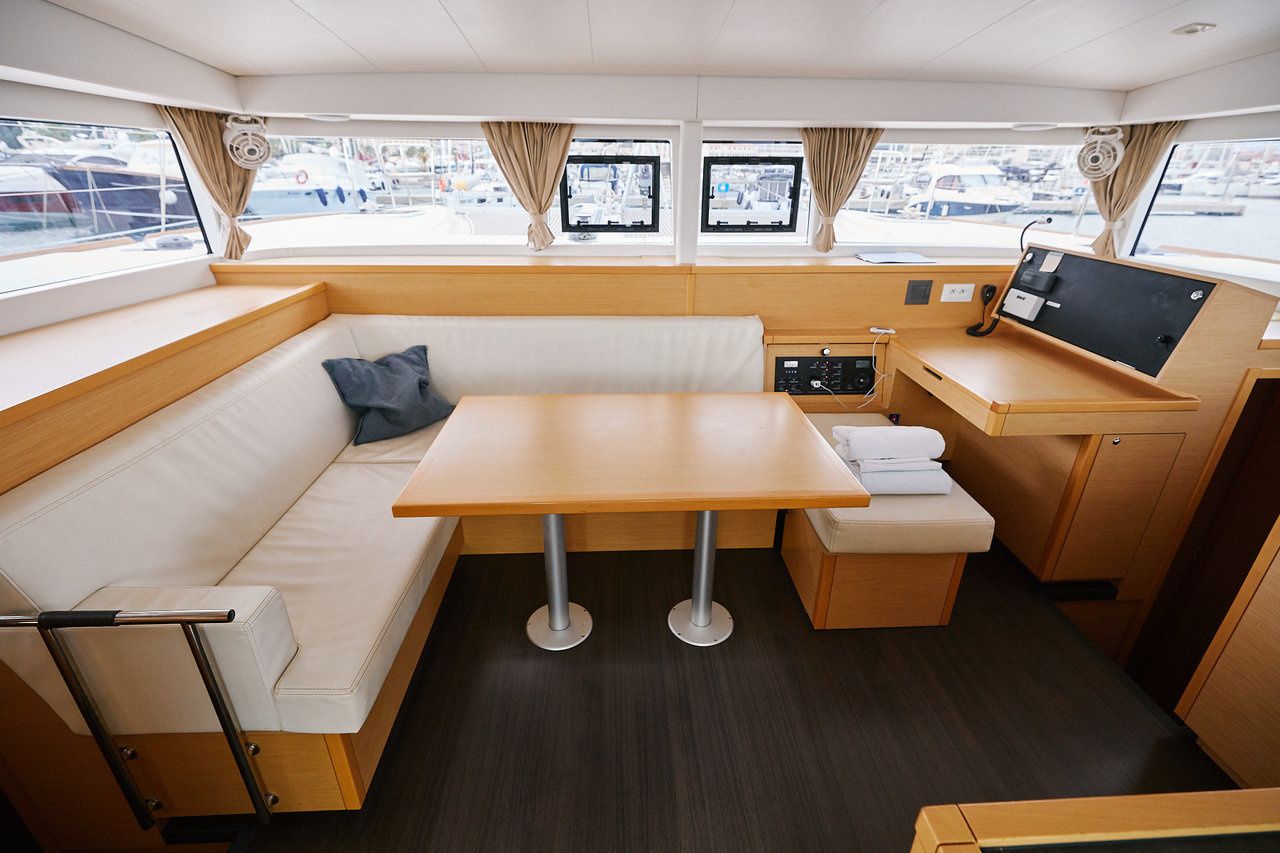 Lagoon 400 S2 | Sundance