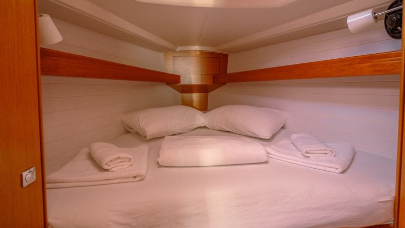 Bavaria Cruiser 33 | Nemo 1