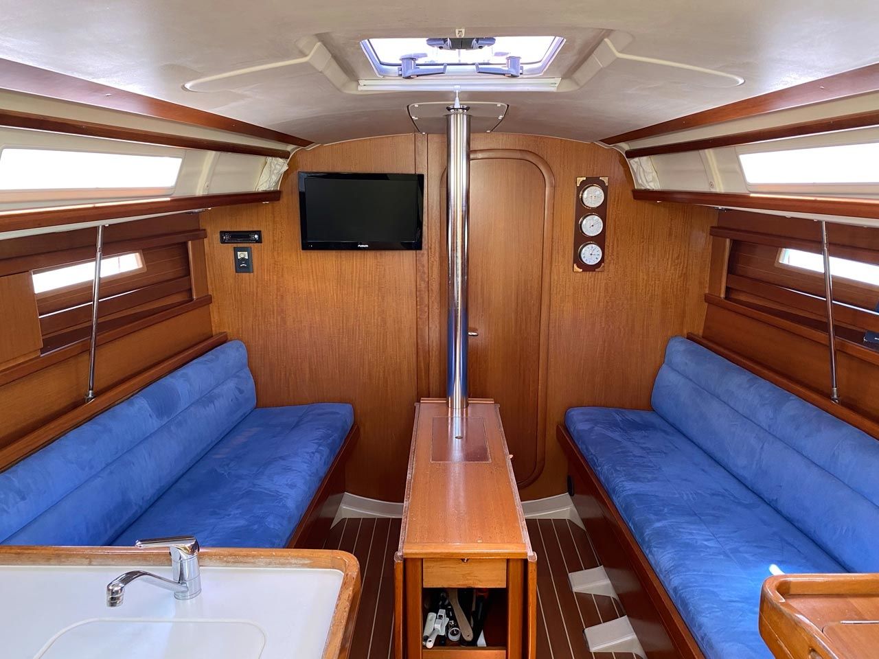 Dufour 325 | Rožmarinka