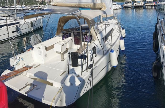 Dufour 310 | Apolonia