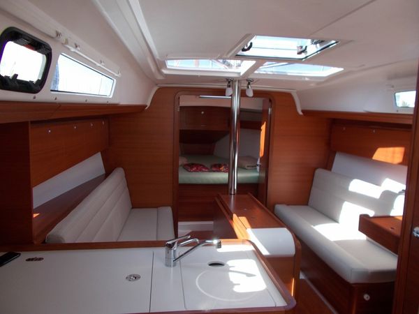 Dufour 350 | Moonsail