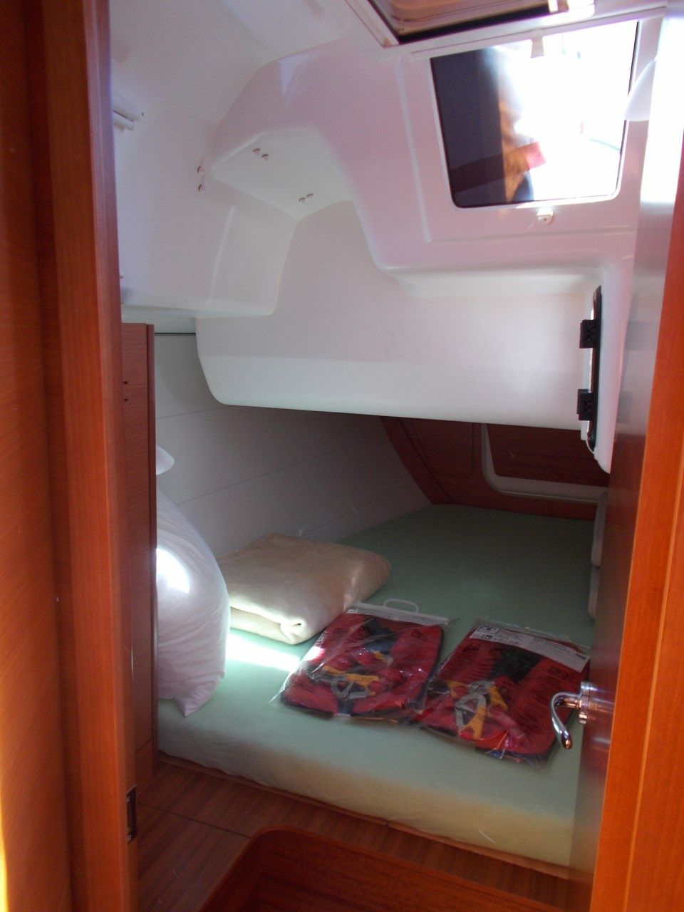 Dufour 350 | Moonsail