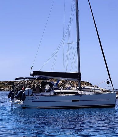 Dufour 350 | Moonsail