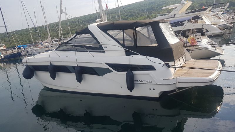 Bavaria Sport 400 | Rhea