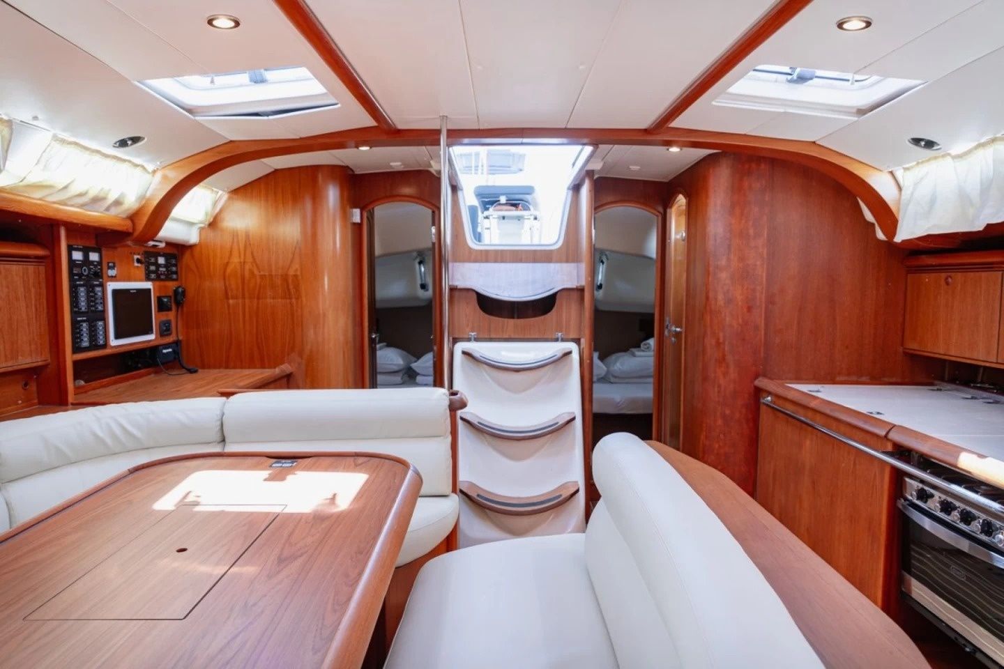 Jeanneau Sun Odyssey 49 | Ziva