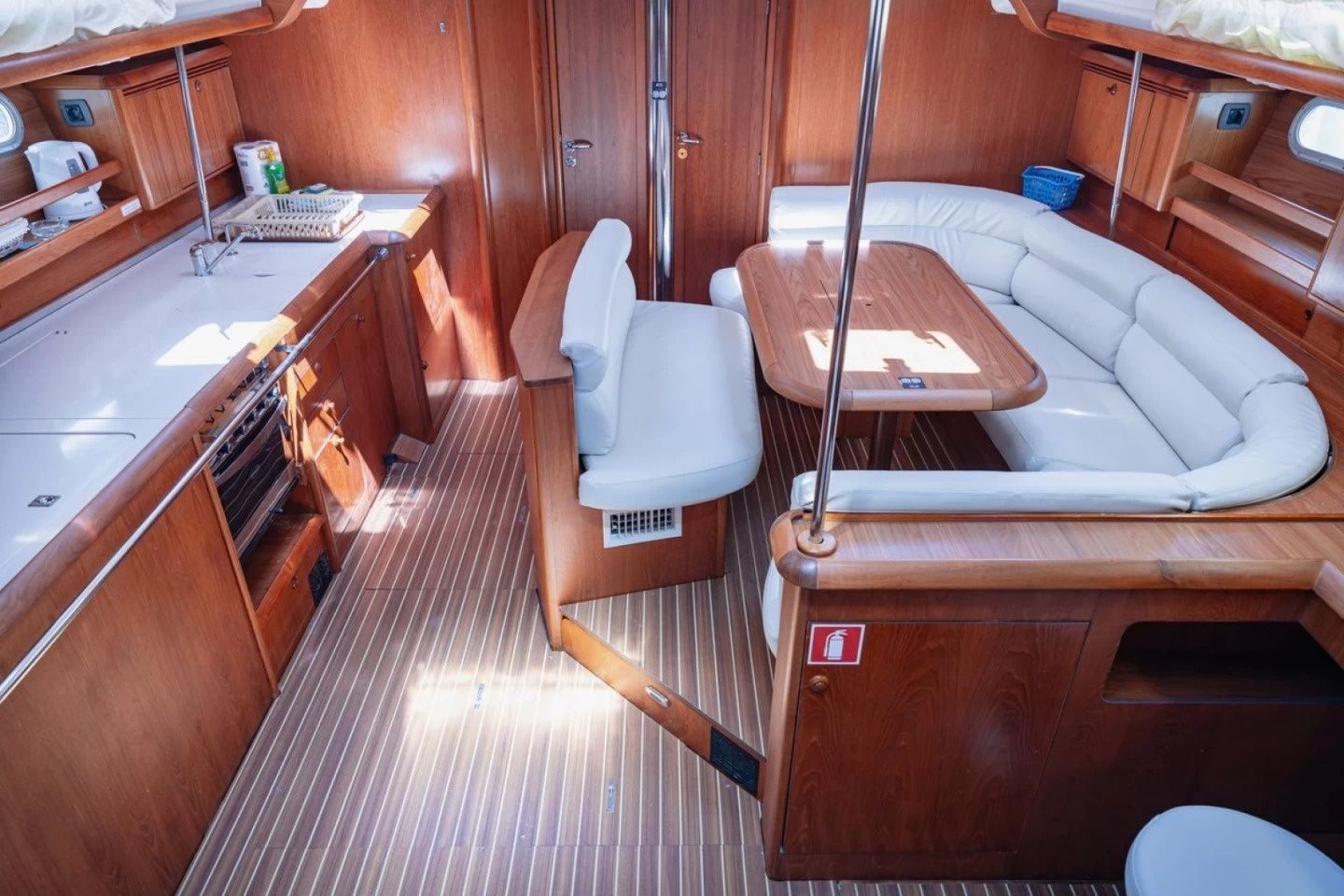 Jeanneau Sun Odyssey 49 | Ziva