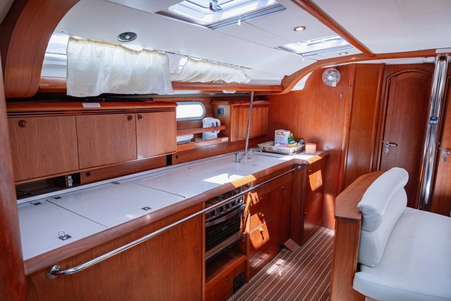 Jeanneau Sun Odyssey 49 | Ziva