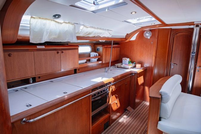Jeanneau Sun Odyssey 49 | Ziva