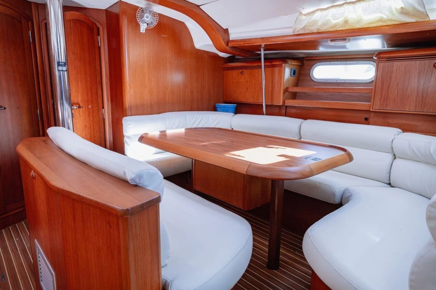 Jeanneau Sun Odyssey 49 | Ziva