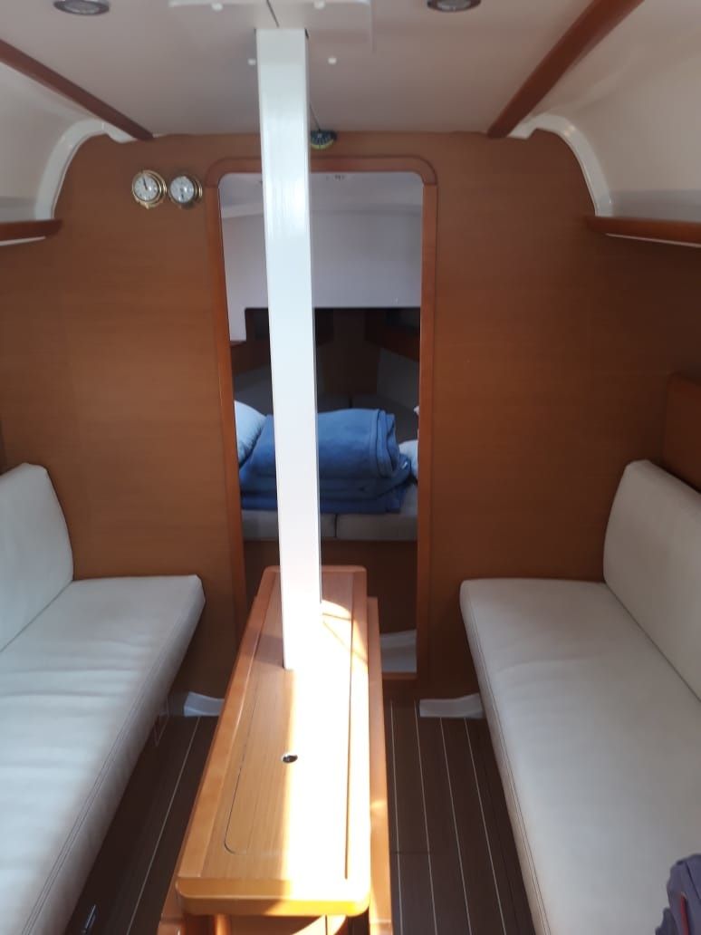 Jeanneau Sun Odyssey 33 | Omega