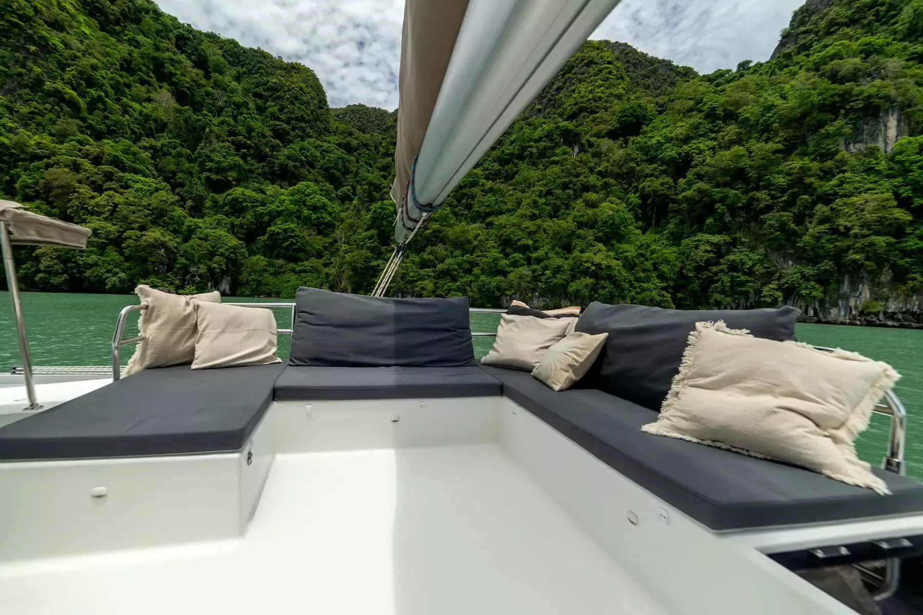 Fountaine Pajot Saba 50 | Triumpho