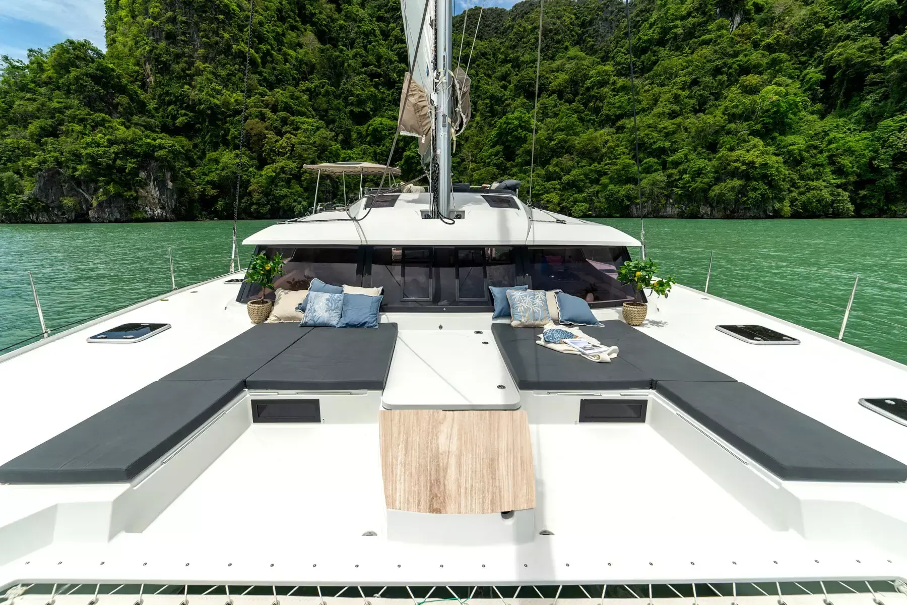 Fountaine Pajot Saba 50 | Triumpho