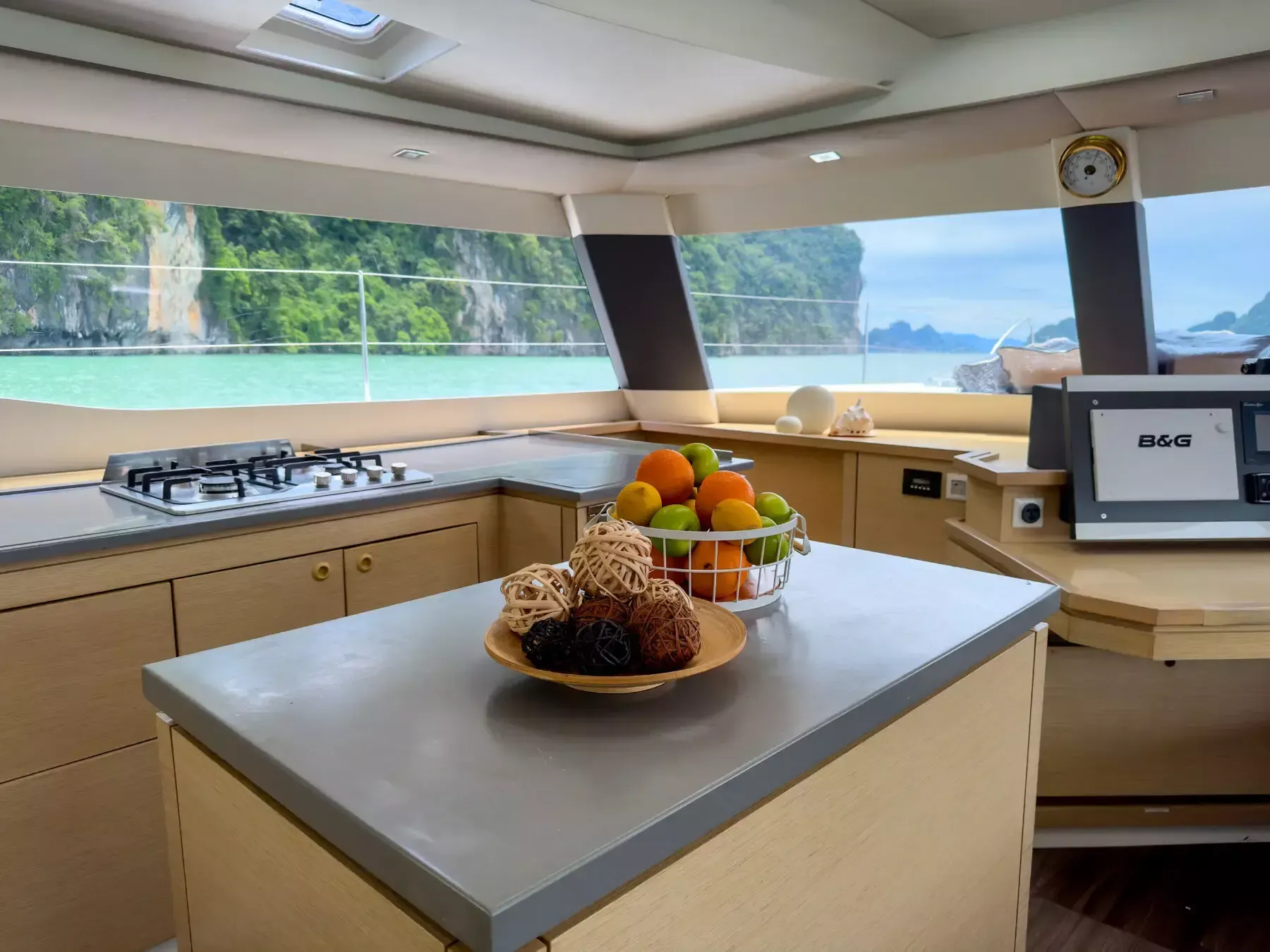 Fountaine Pajot Saba 50 | Triumpho