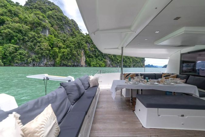 Fountaine Pajot Saba 50 | Triumpho