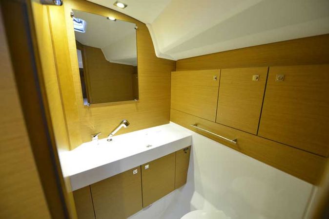 Jeanneau Sun Odyssey 479 | Norwegian wood