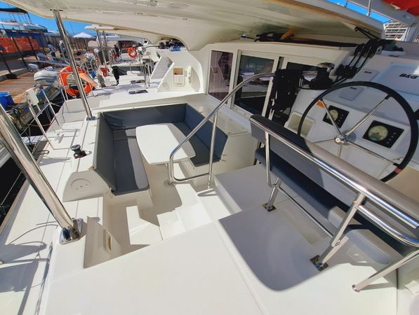 Lagoon 421 | The MOB