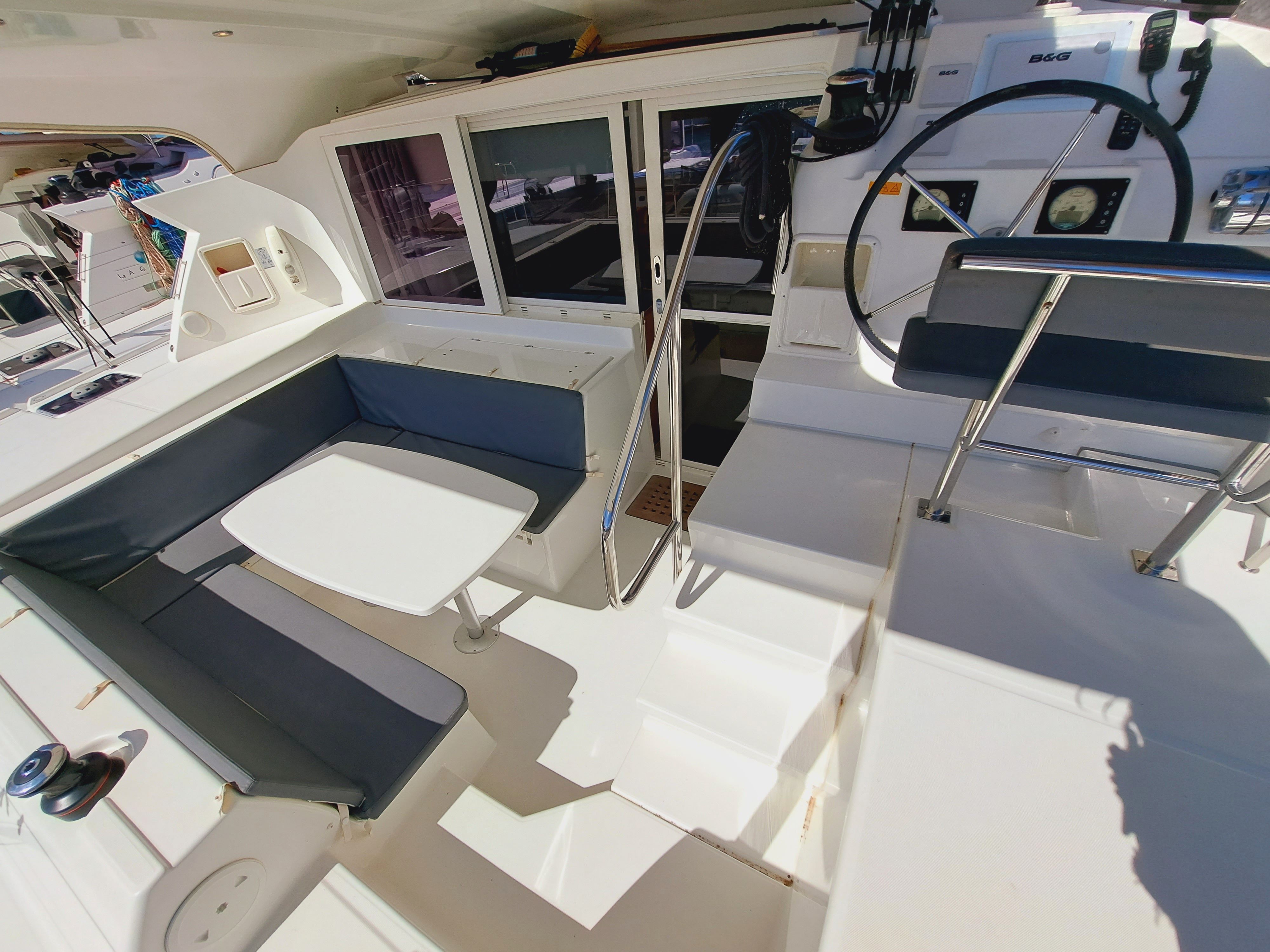 Lagoon 421 | The MOB