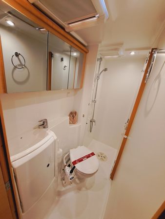 Lagoon 421 | The MOB