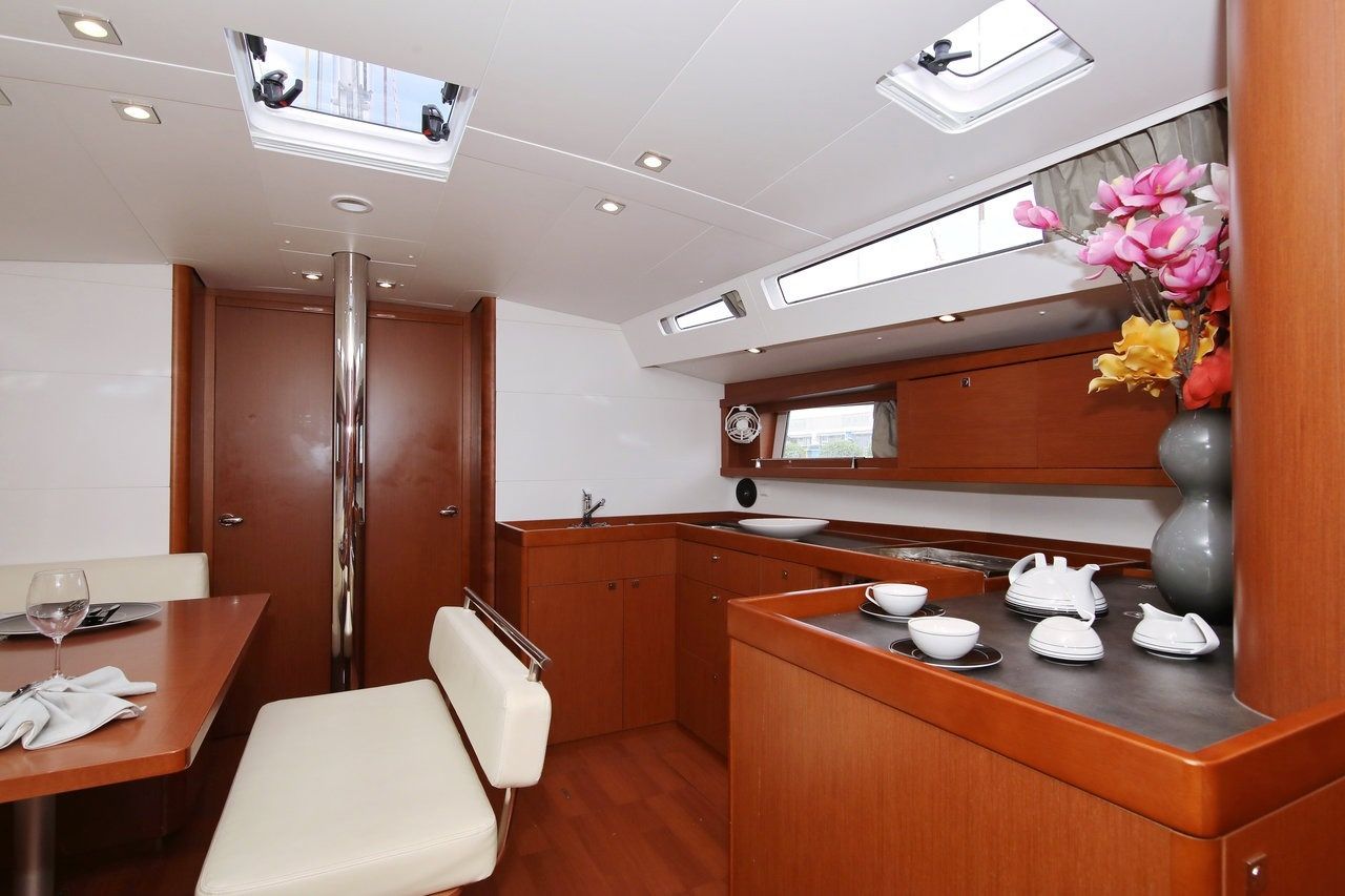 Beneteau Oceanis 48 | San Clemente