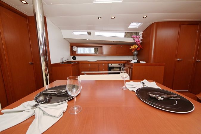 Beneteau Oceanis 48 | San Clemente
