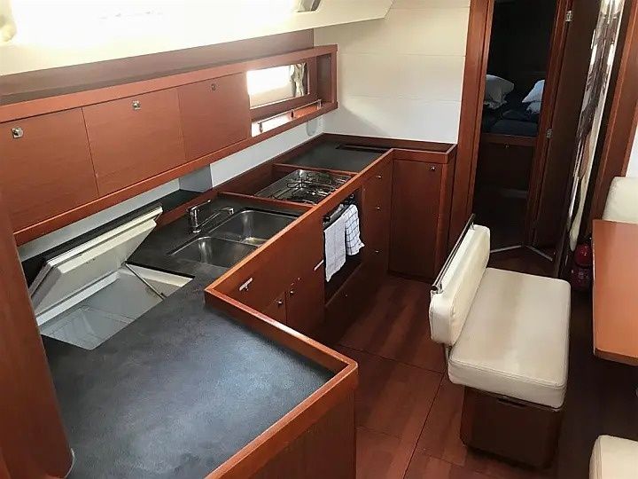 Beneteau Oceanis 45 | Gin Tonic