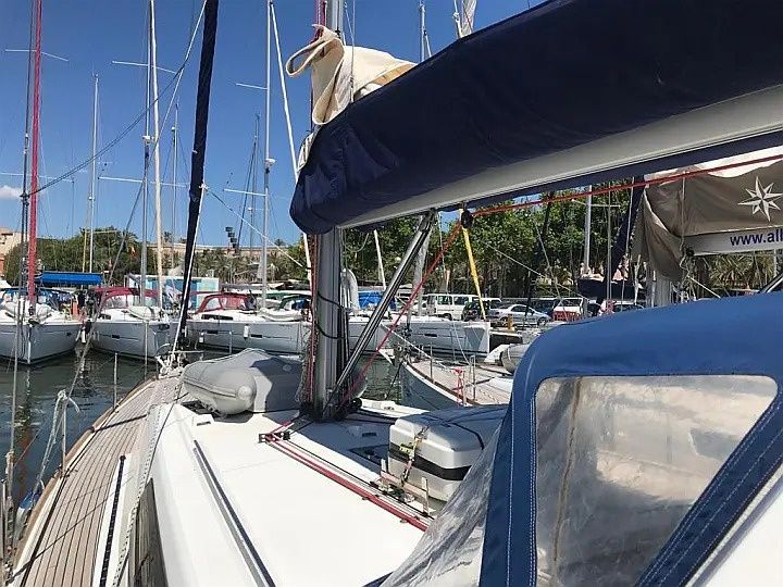 Beneteau Oceanis 45 | Gin Tonic