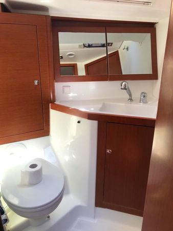 Beneteau Oceanis 45 | Gin Fizz