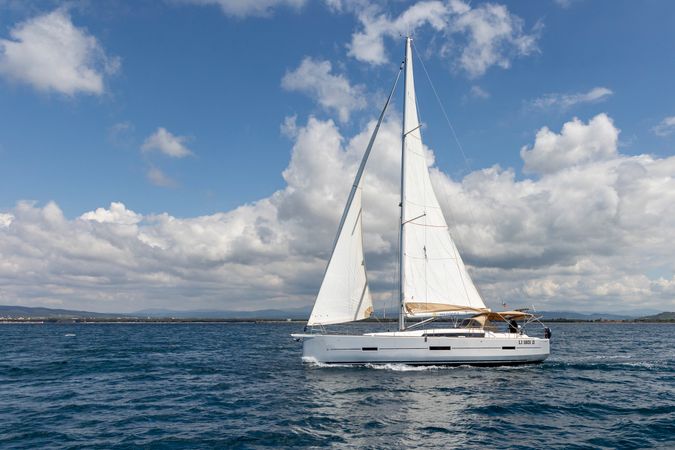 Dufour 460 GL | Asia
