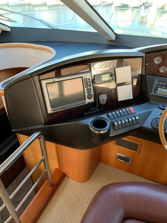 Sunseeker Manhattan 50 | Aviator