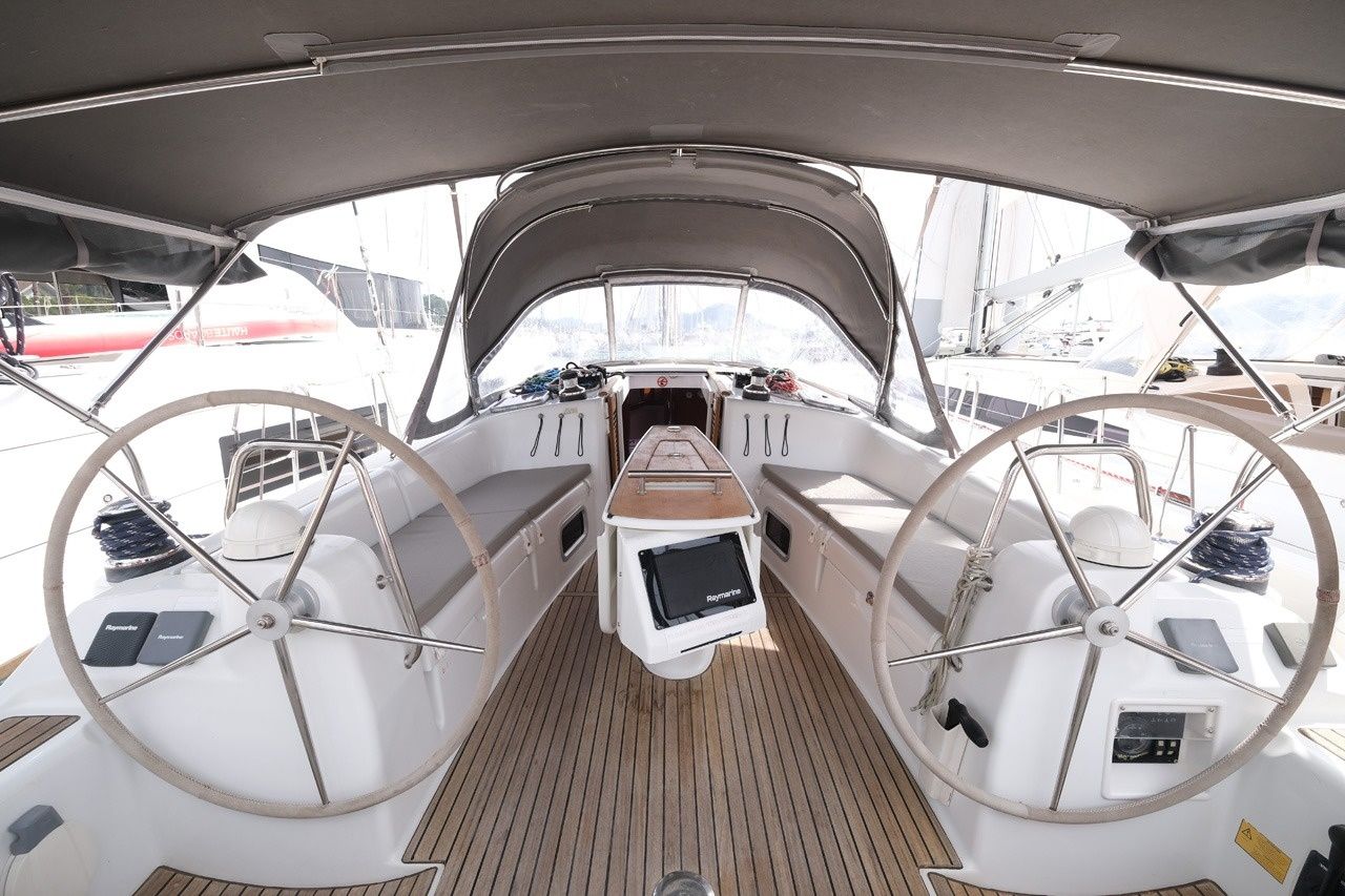 Beneteau Oceanis 40 | Nar