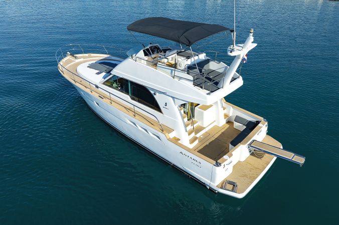 Beneteau Antares 13.80 | Katana