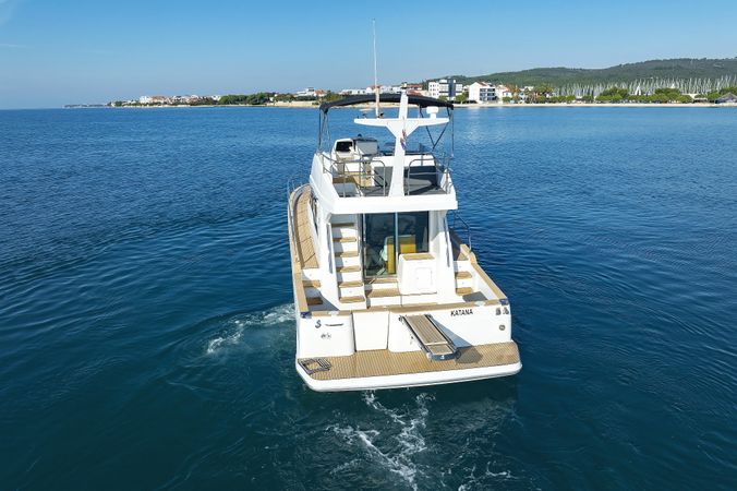 Beneteau Antares 13.80 | Katana