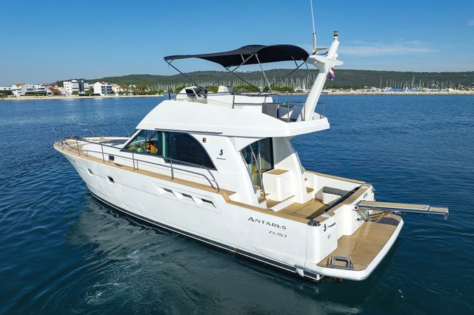 Beneteau Antares 13.80 | Katana