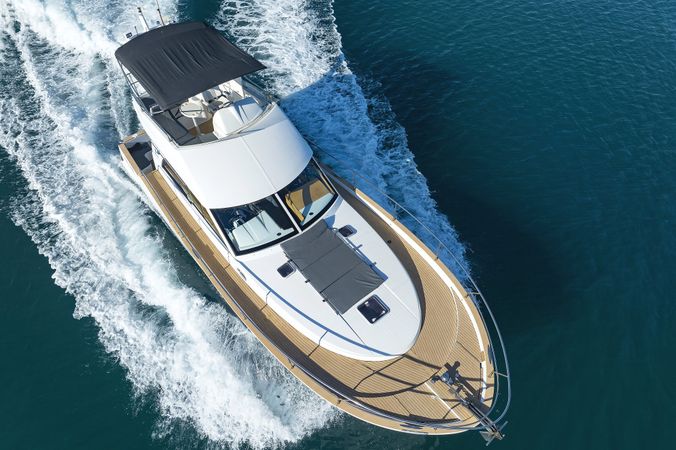Beneteau Antares 13.80 | Katana