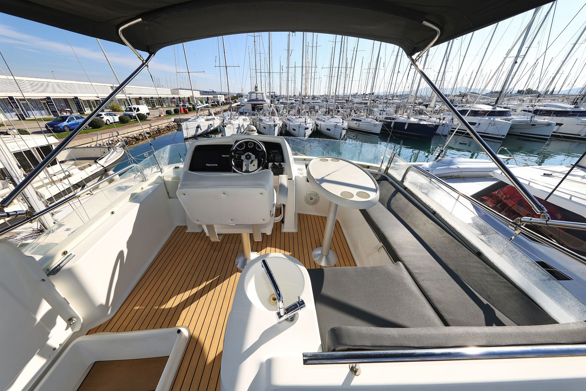 Beneteau Antares 13.80 | Katana