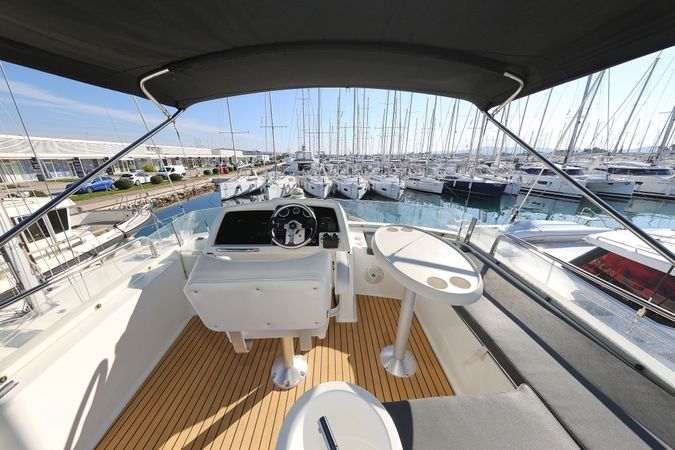 Beneteau Antares 13.80 | Katana