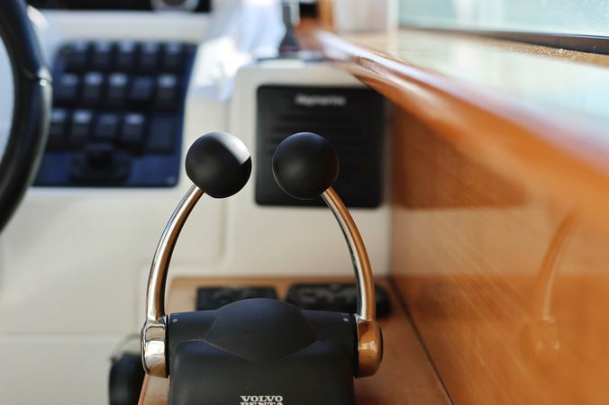 Beneteau Antares 13.80 | Katana