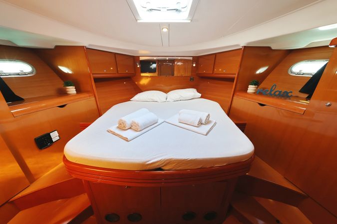 Beneteau Antares 13.80 | Katana