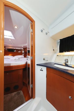 Beneteau Antares 13.80 | Katana