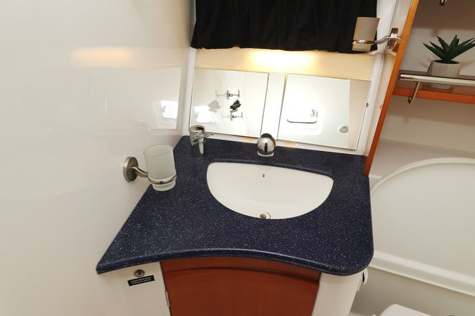 Beneteau Antares 13.80 | Katana