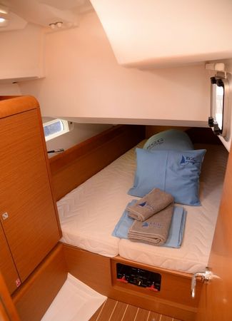 Jeanneau Sun Odyssey 419 | Feeling Fine