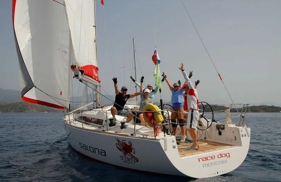 Salona 41 | Race Dog