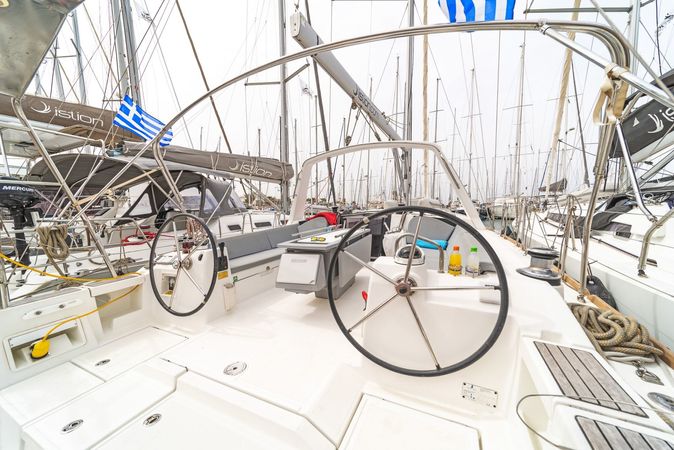 Beneteau Oceanis 41 | Huschel 2
