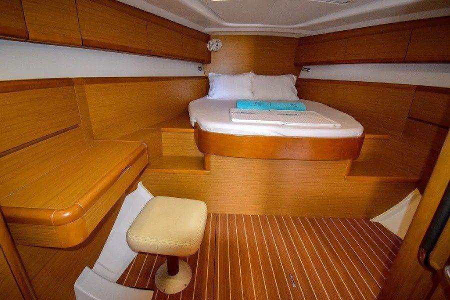 Jeanneau Sun Odyssey 50 | Eleven