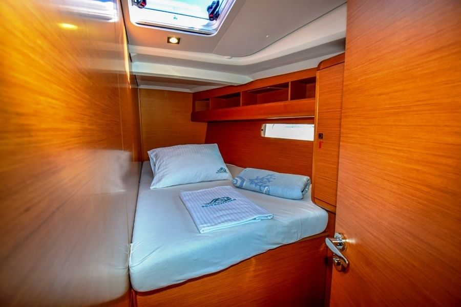 Jeanneau Sun Odyssey 479 | Sky Selin