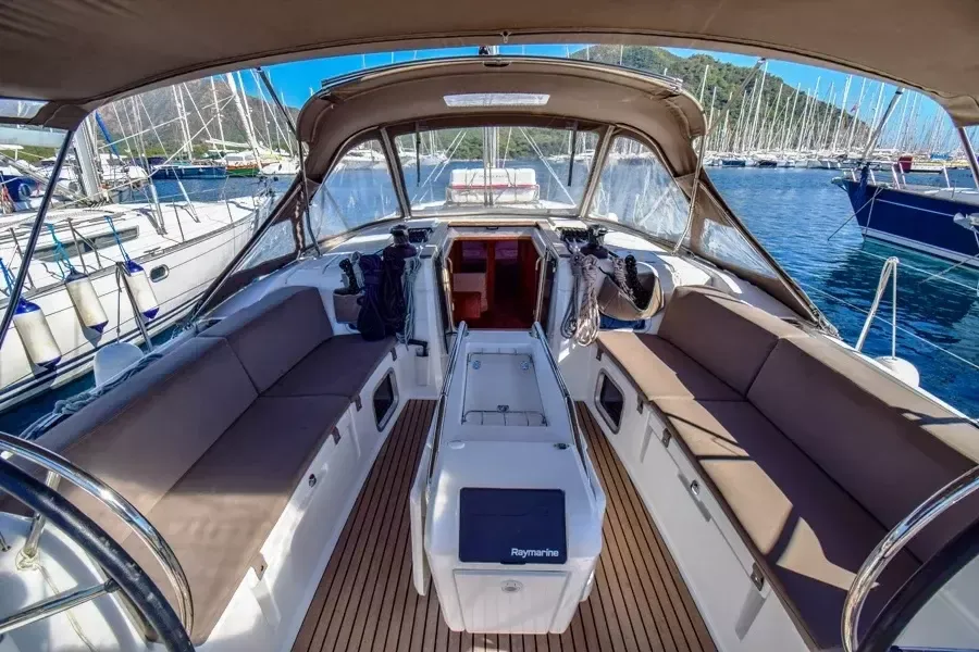Jeanneau Sun Odyssey 479 | Sky Selin
