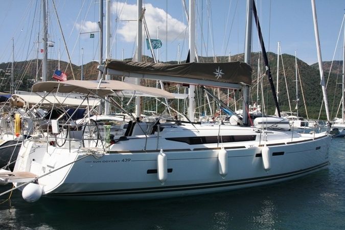 Jeanneau Sun Odyssey 439 | Code